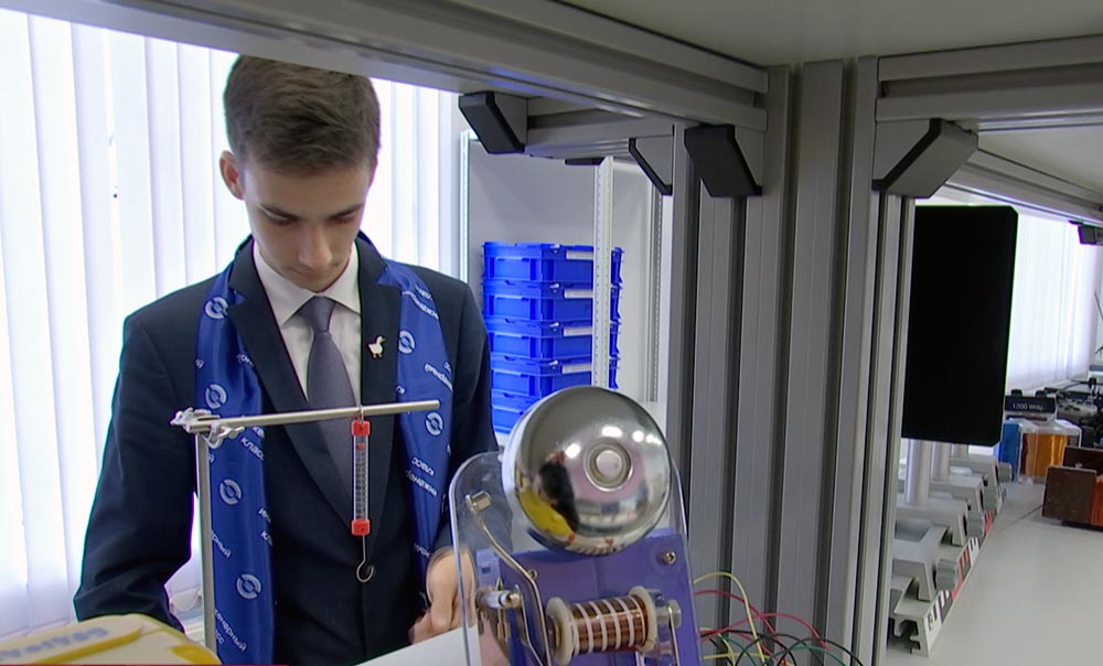 Российские школьники представили свои изобретения на выставке инноваций в Женеве