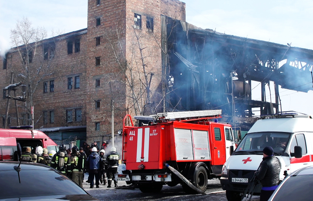 Последствия пожара на ТЭЦ в Республике Тыва