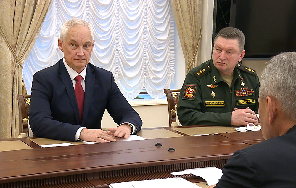 Владимир Путин встретился с командующими военных округов