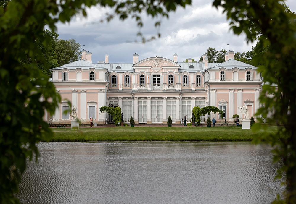 Китайский дворец в Ломоносове