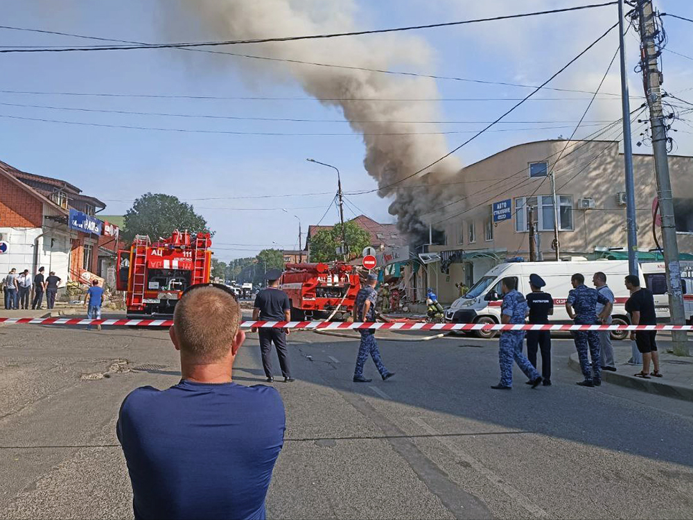 Последствия взрыва в ТЦ в Краснодарском крае