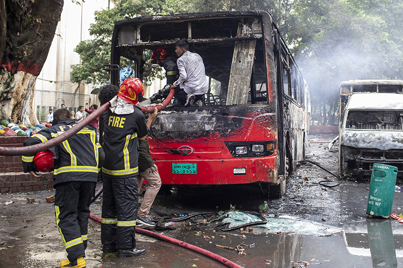 Бенспорядки в Бангладеш