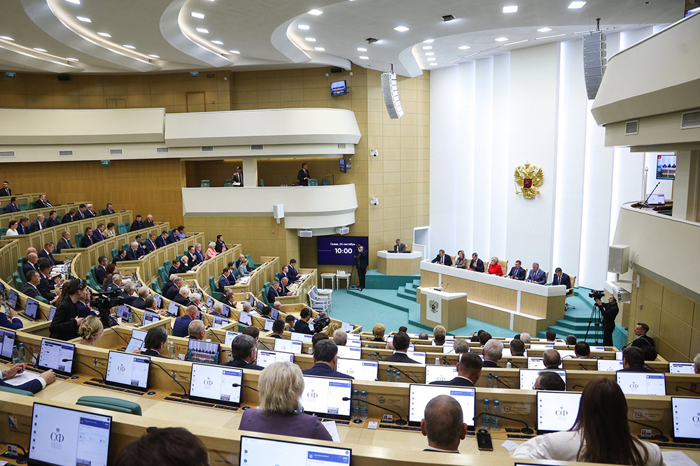 Матвиенко подвела итоги весенней сессии Совфеда