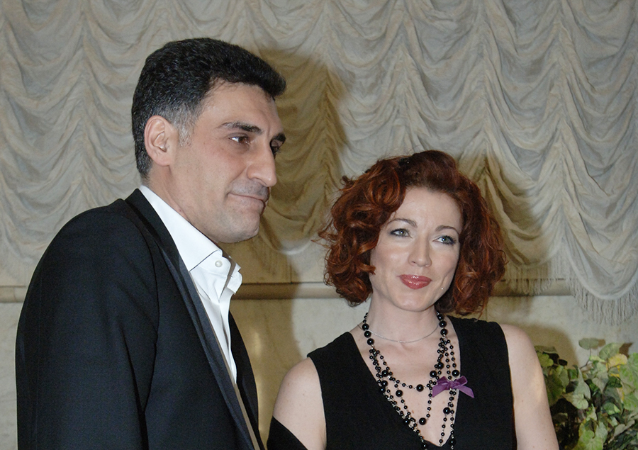 Порно асүйде тұрып қалды