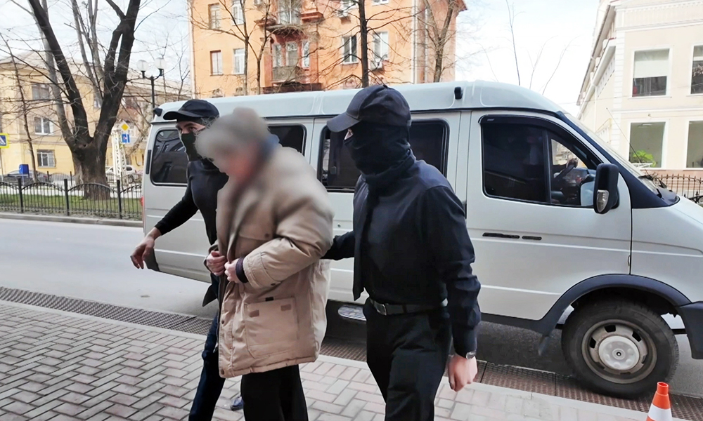 ФСБ задержала в Крыму пособниц украинских спецслужб