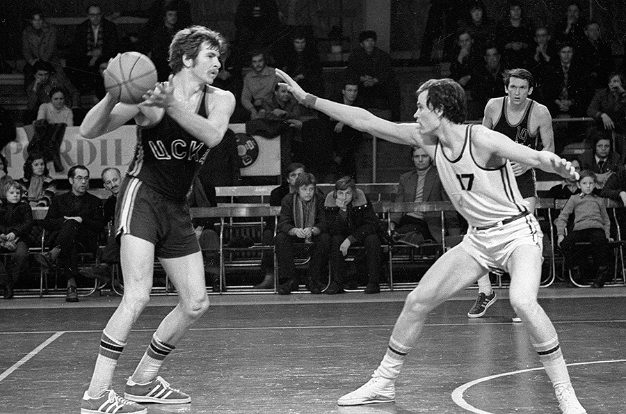 Умер автор легендарного "золотого" паса ОИ-1972 Иван Едешко