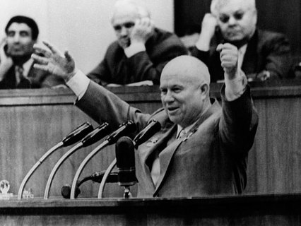 Почему Хрущёв до последнего не верил в заговор?